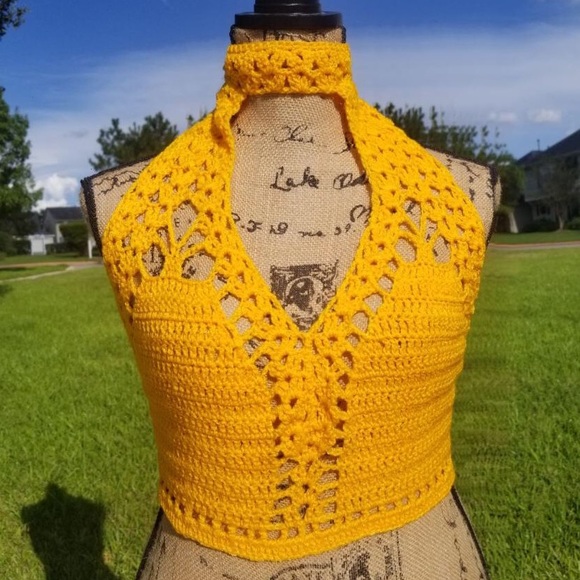 🦋🌺 CROCHET ..TOP - Picture 1 of 2